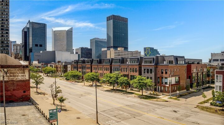 Property Photo: 1495 E Superior Avenue 27 OH 44114