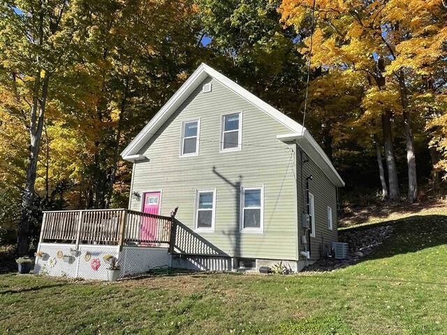 Property Photo:  25 East Bow Street  NH 03235 