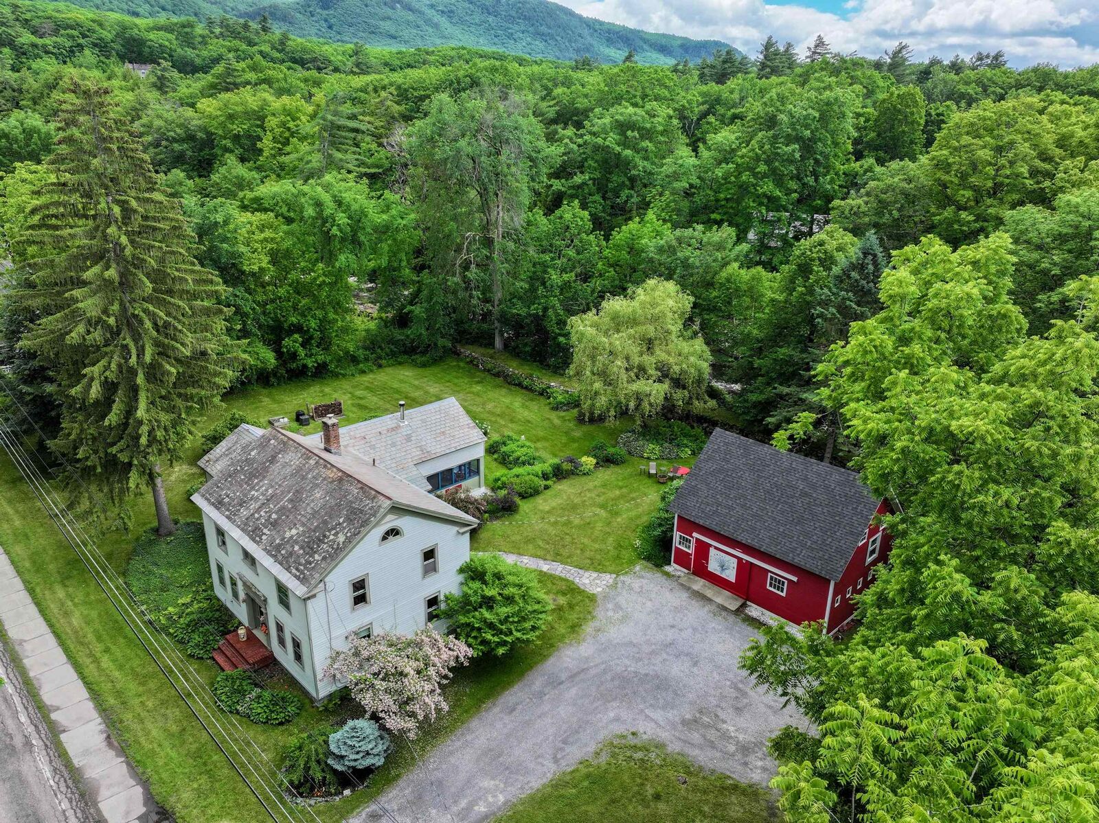 Property Photo:  464 East Main Street  VT 05753 