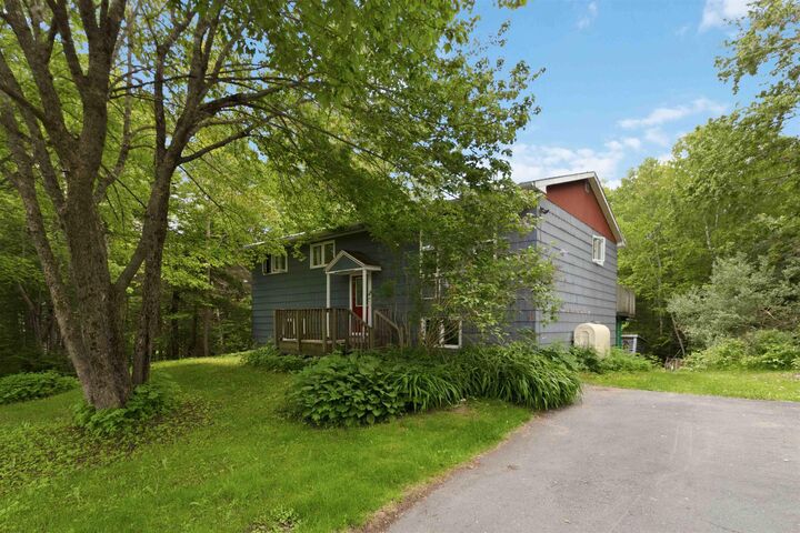 2856 Beaver Bank Road — photo 1