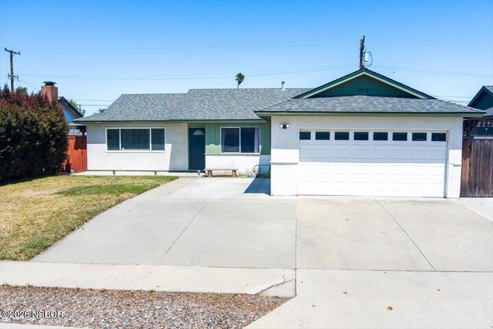 Property Photo:  1012 N Lupine Street  CA 93436 