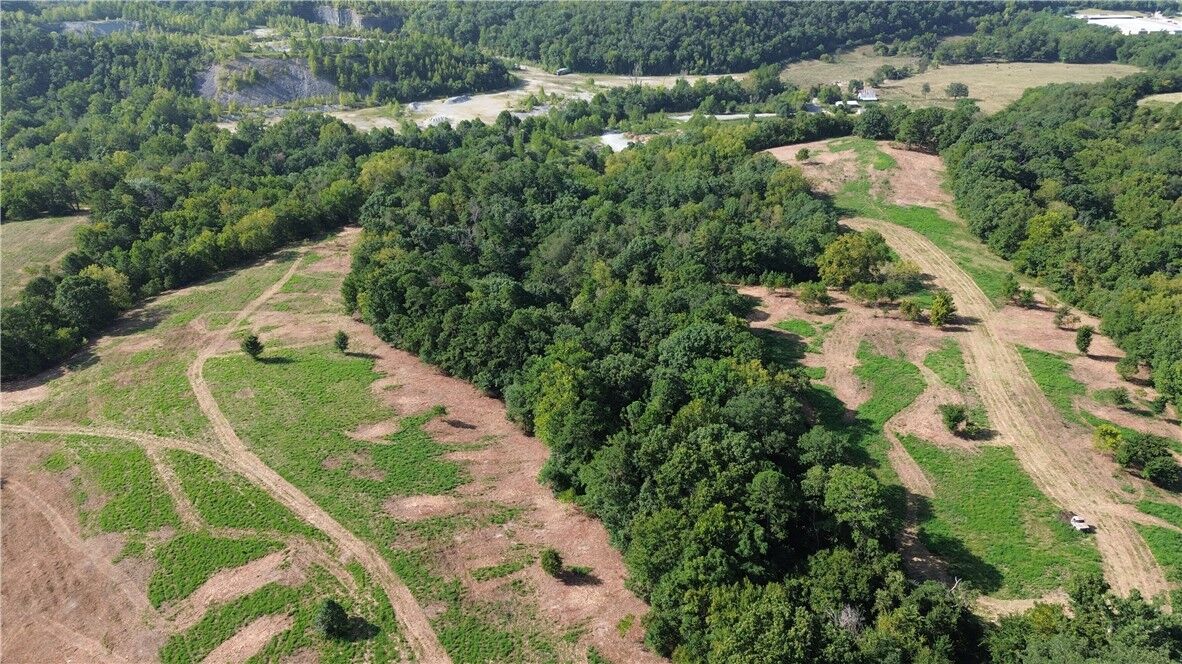 Property Photo: 1029 Bear Hollow Road MO 64856