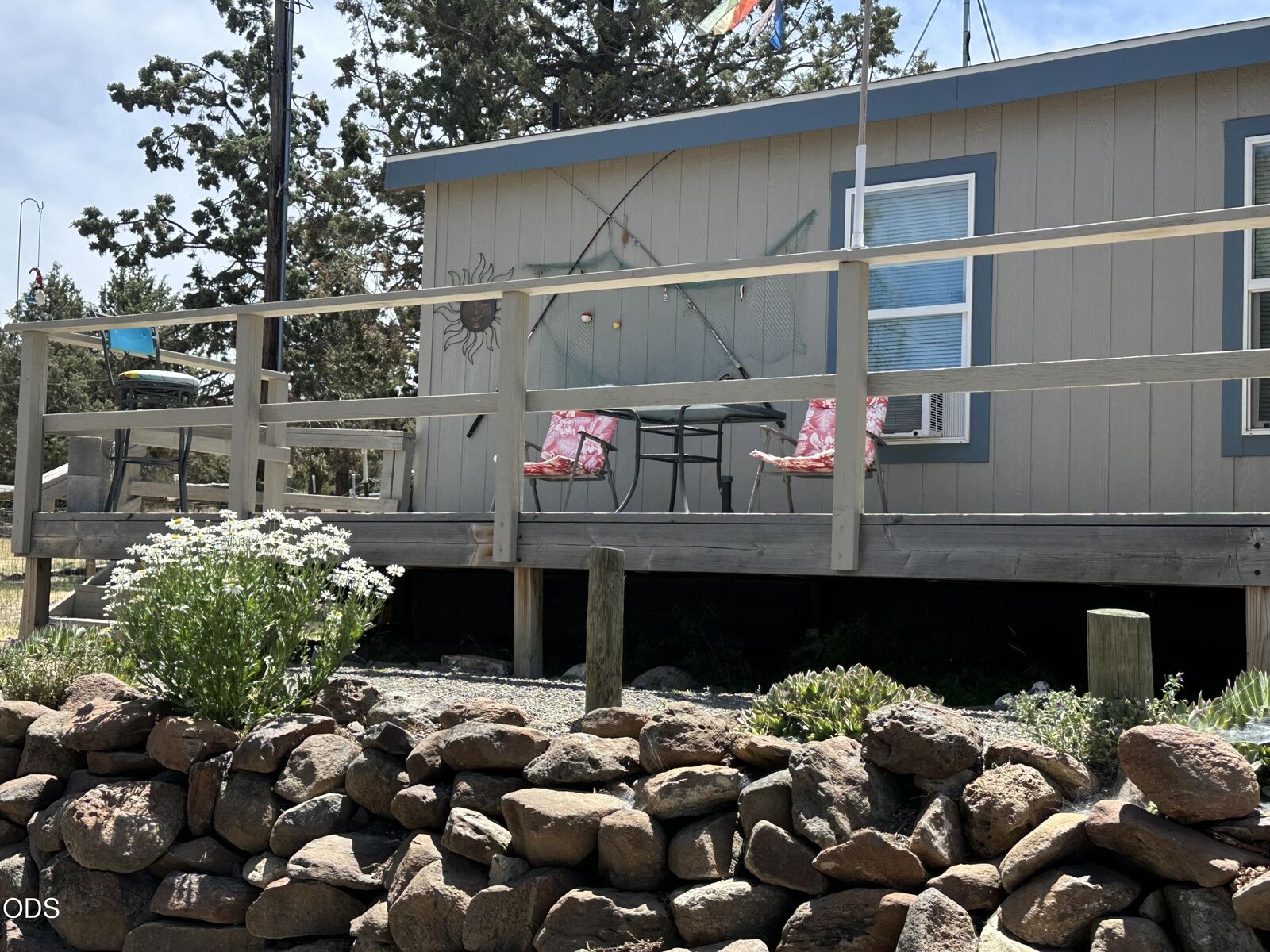 Property Photo: 7872 SE Thompson Court OR 97754