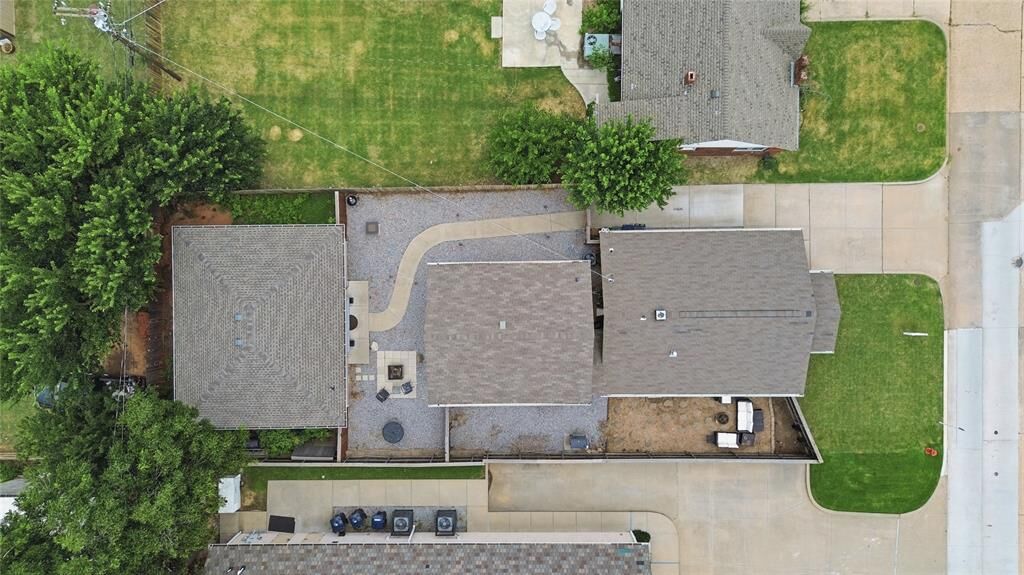 Property Photo: 1237 NW 48th Street OK 73118