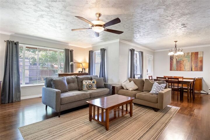 Property Photo:  1821 N Roff Avenue  OK 73107 