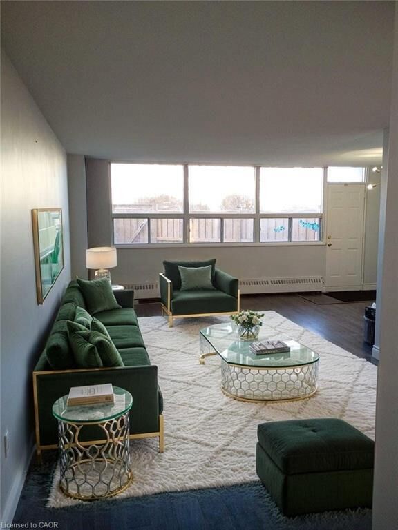 Property Photo:  15 Albright Road 14  ON L8K 5J2 