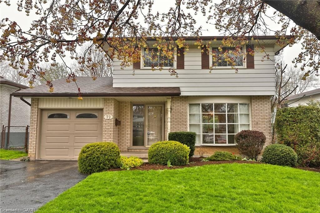 Property Photo: 72 Sarasota Avenue ON L9C 3X5