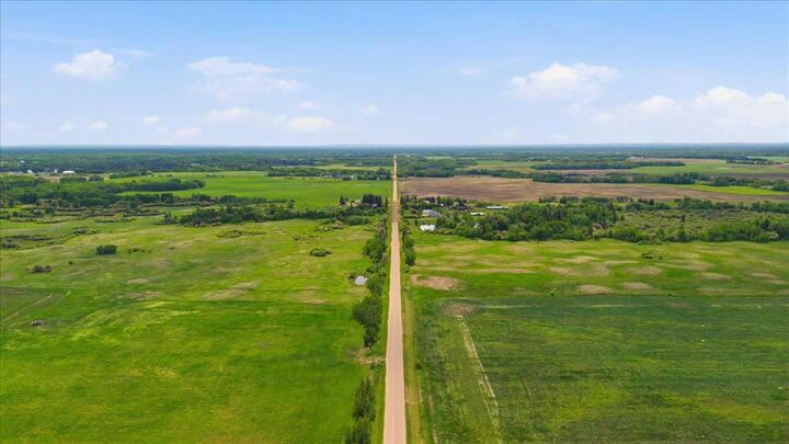 Property Photo: 715003 Range Road 52 AB T8X 4G2