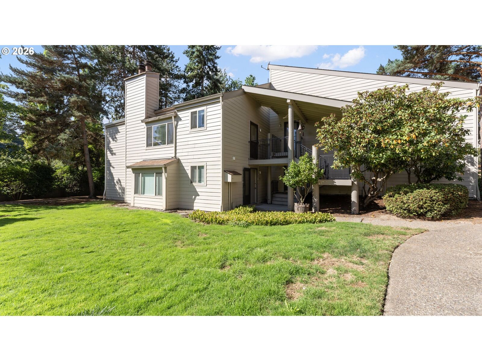 Property Photo: 11724 SW Boones Bend Dr OR 97008