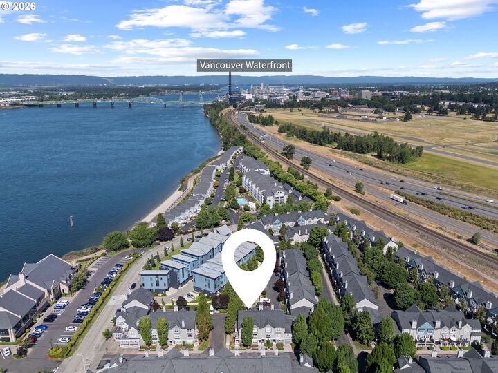 Property Photo: 1728 SE Halyard Ln WA 98661
