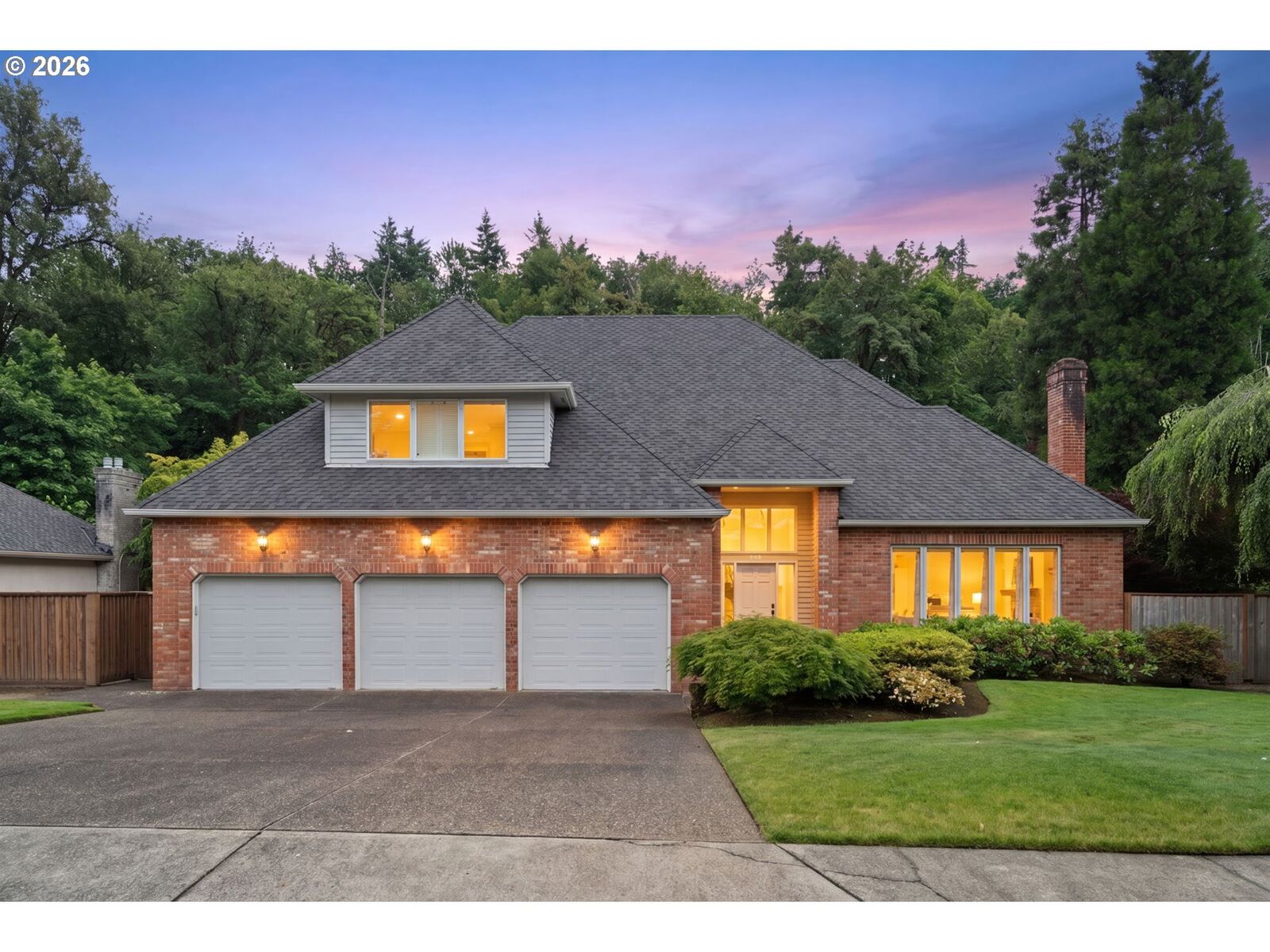 Property Photo: 3420 Barrington Dr OR 97068