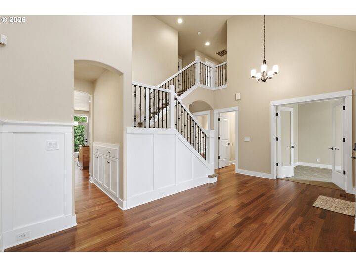 Property Photo:  2154 Sparrow Ct  OR 97401 