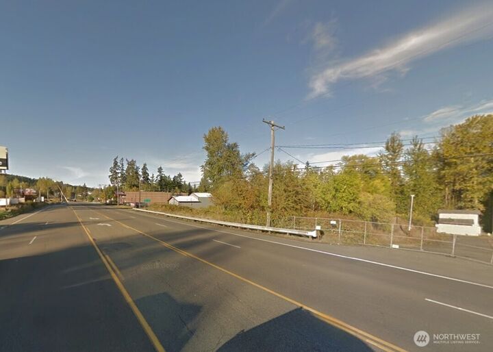 Property Photo: 7608 Pacific Highway E WA 98354