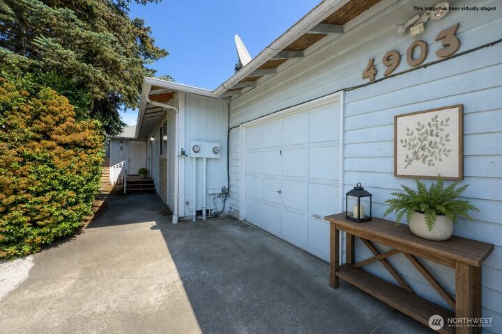 Property Photo:  4903  88th Street NE 1  WA 98270 