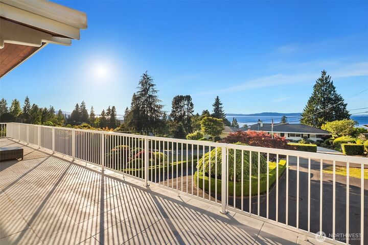 Property Photo: 8308 Frederick Place WA 98026