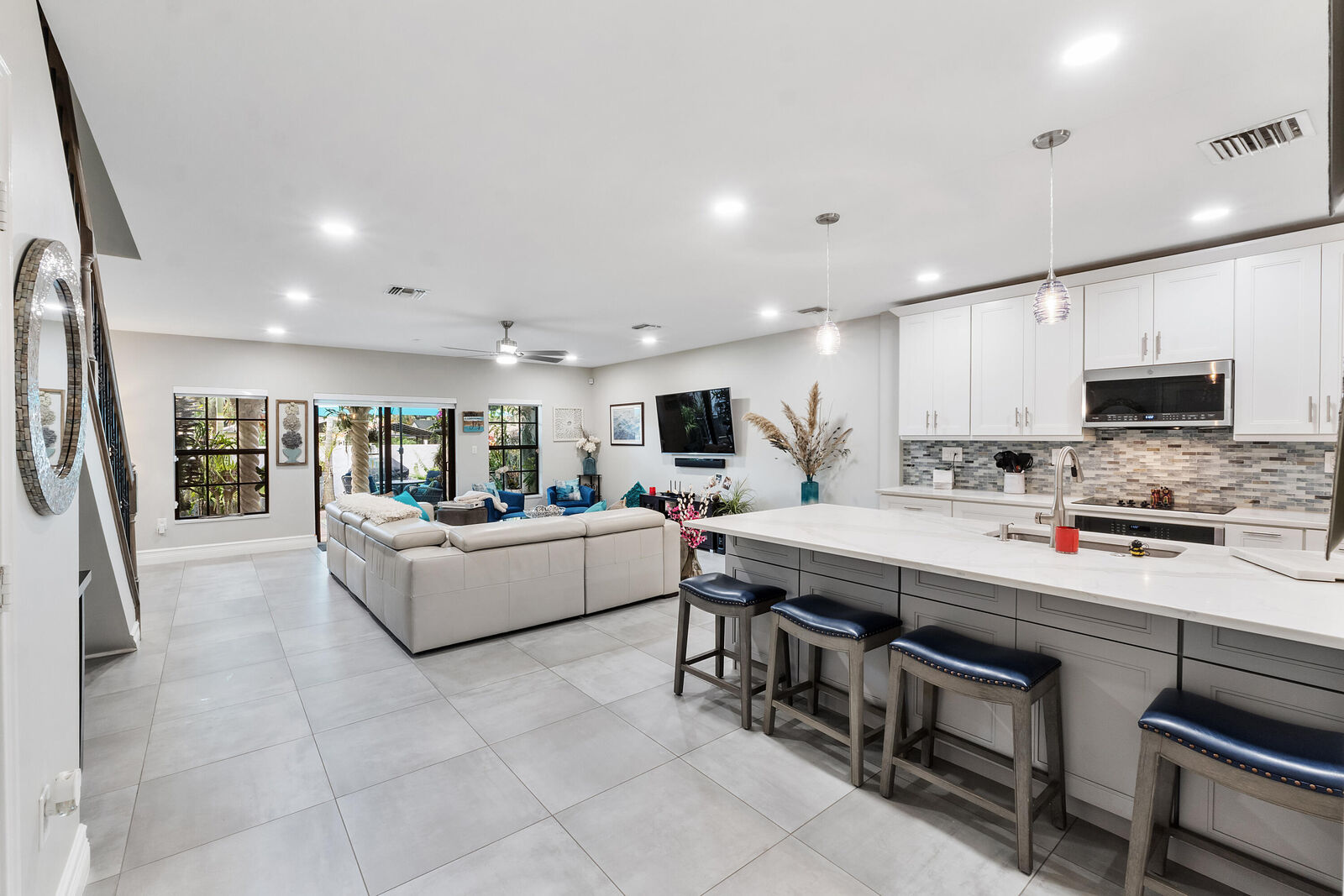 Property Photo:  2932 Hidden Harbour Court  FL 33312 