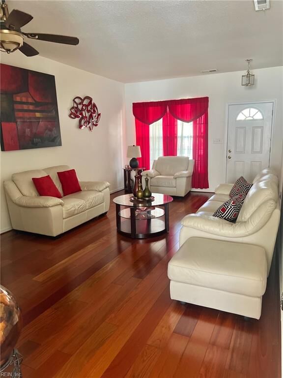 Property Photo: 5027 Prestwick St VA 23435