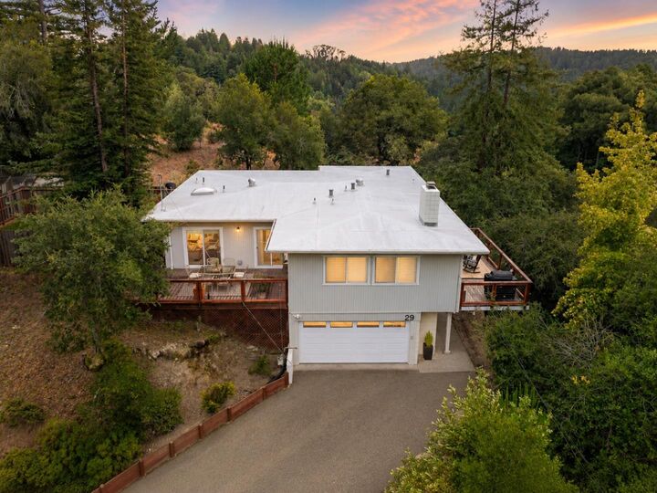 Property Photo:  29 Kendall Lane  CA 95066 