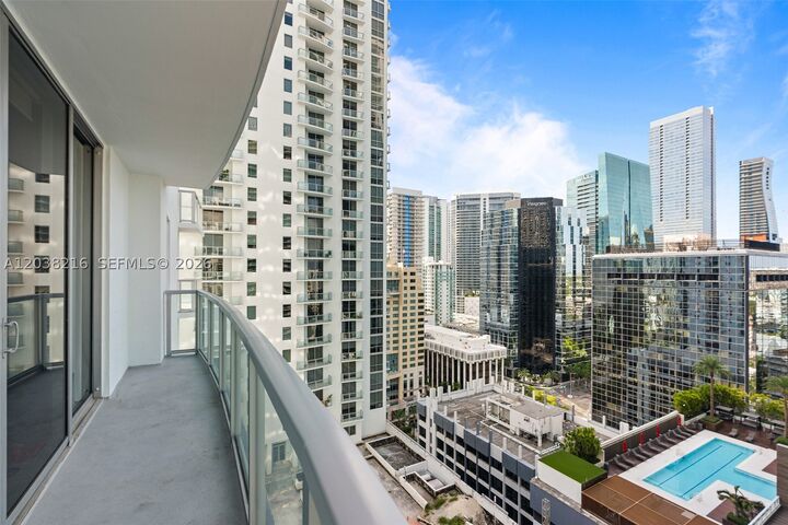 Property Photo:  1050 Brickell Ave 2112  FL 33131 