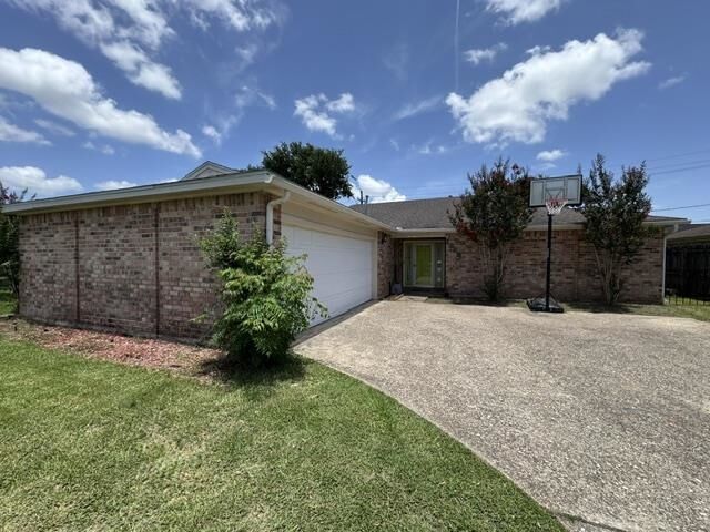 Property Photo:  1026 Meadowland Dr.  TX 77706 