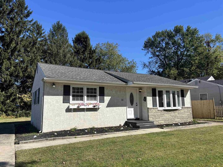 Property Photo: 11 Oxford Dr NJ 08244