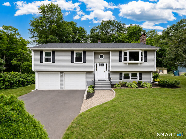 Property Photo:  185 Tanglewood Drive  CT 06518 