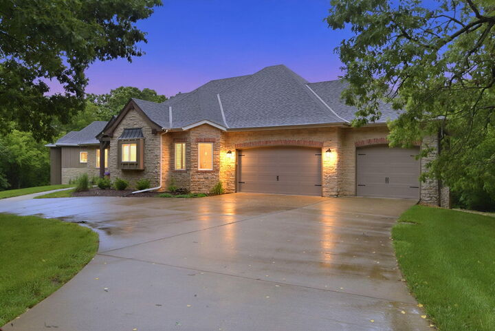 Property Photo: 9450 E Fireside Lane MO 65757