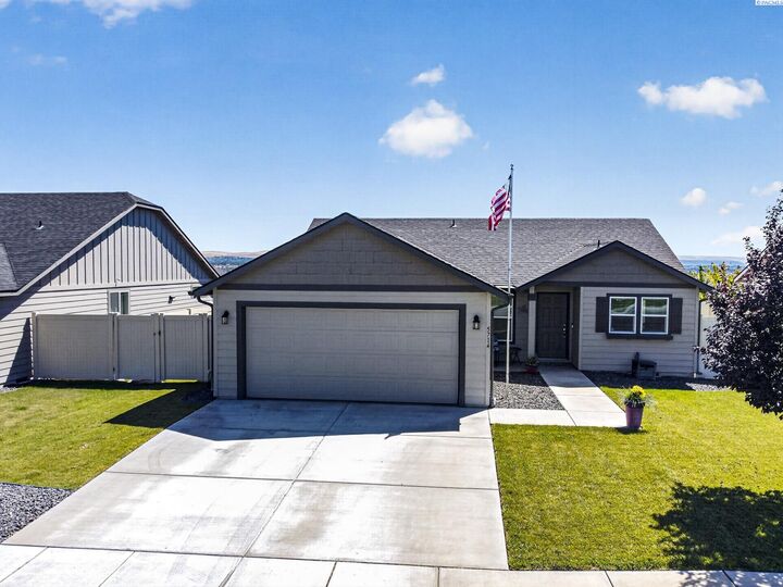 Property Photo:  5714 Chapel Hill Blvd  WA 99301 