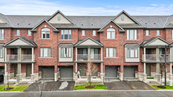 19 Picardy Drive 4 — photo 1