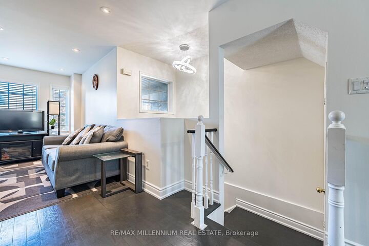 Property Photo: 36 Spadina Road 36 ON L6X 4X6