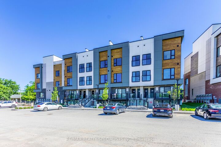 Property Photo: 16 Melbourne Avenue 106A ON L2P 0G5