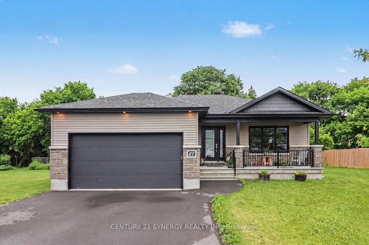 Photo de la propriété:  27 Calco Crescent  ON K0C 1W0 