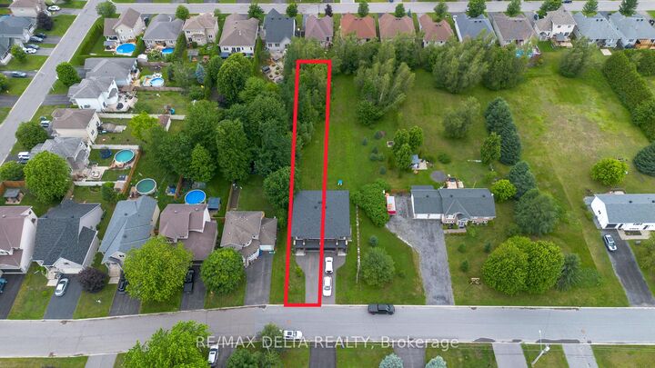 Property Photo: 114 Dolores Street ON K0A 2M0