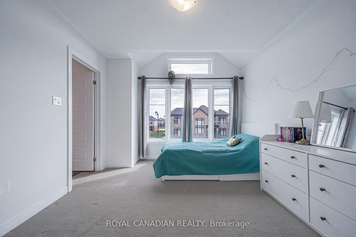 Property Photo: 87 Soules Square ON L0R 1C0