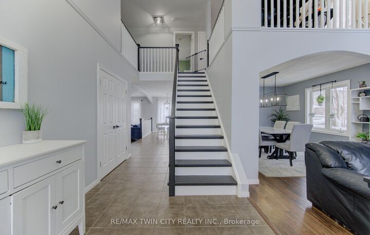 Property Photo: 21 West Tree Drive ON N0B 1M0