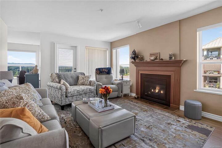 280 Dogwood St S #307 — photo 1