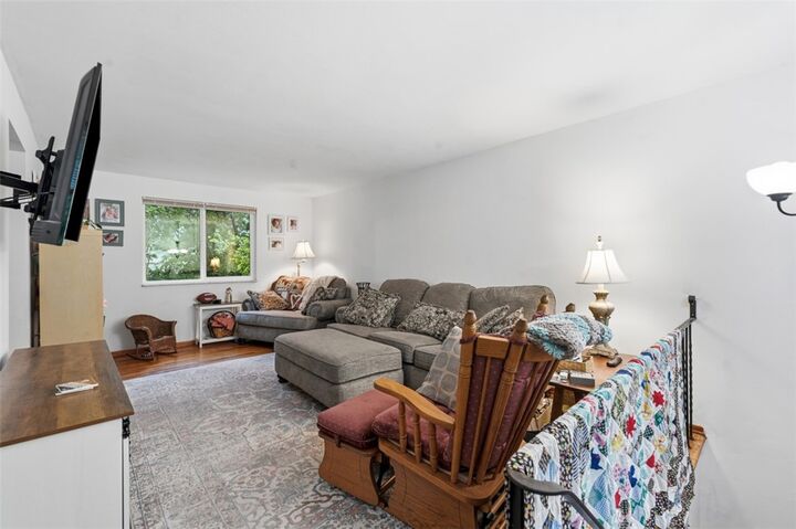 Property Photo:  239 Golden Gate Dr  PA 15147 