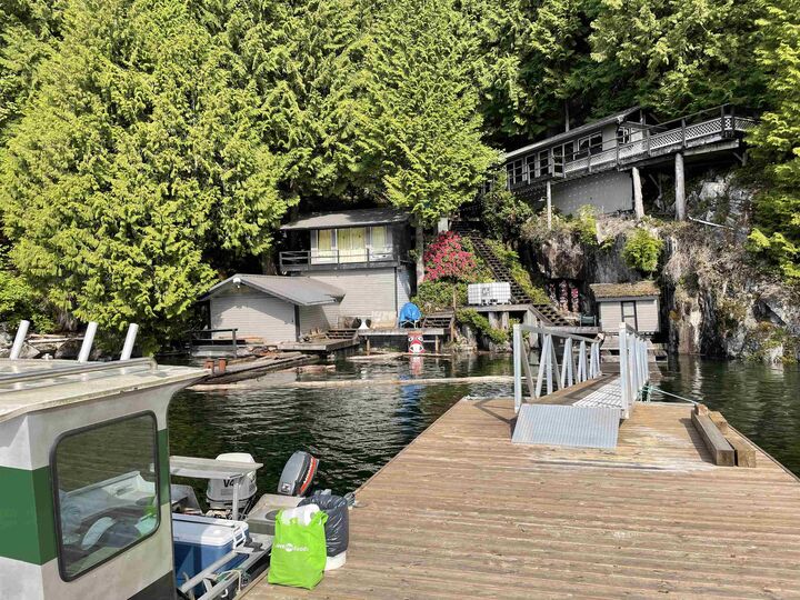 1 Seal Bay — photo 1