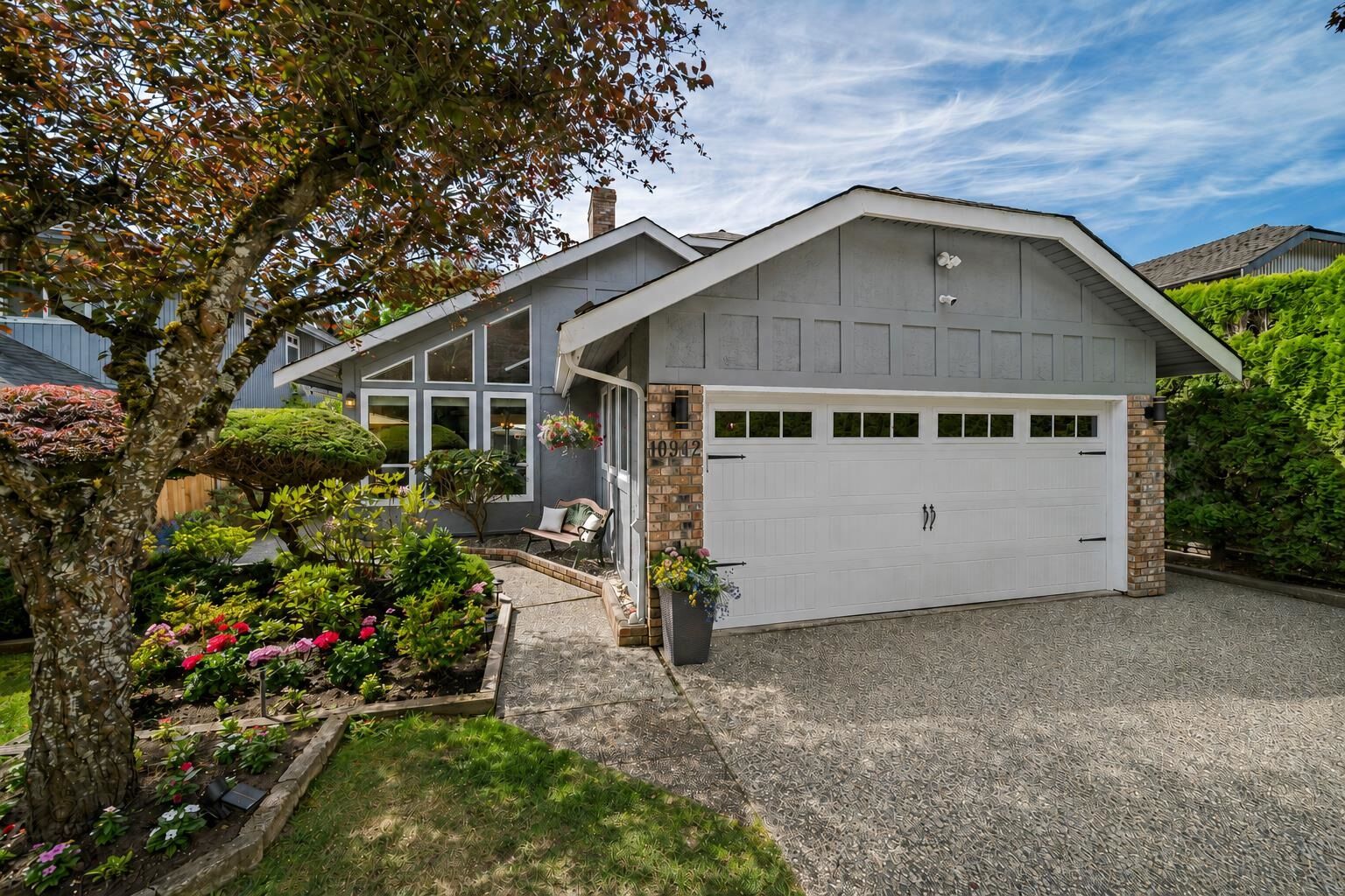 Property Photo: 10942 63A Avenue BC V4E 3B6