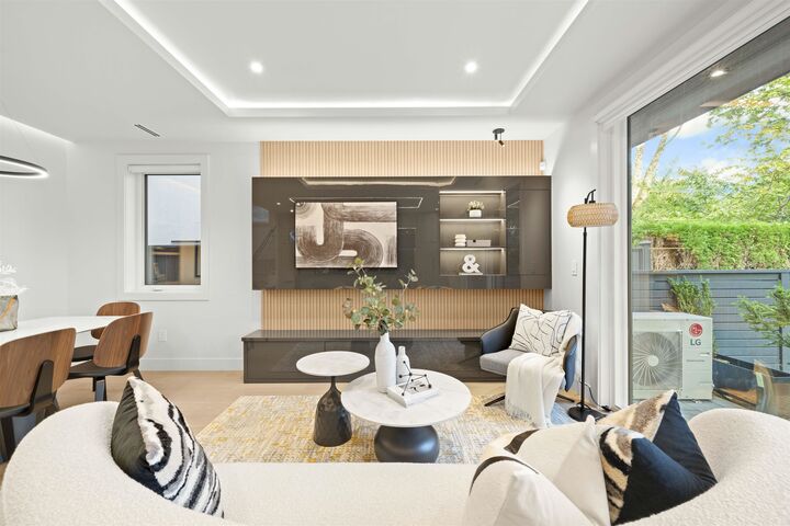 Property Photo: 3466 W 22nd Avenue 1 BC V6S 1J2