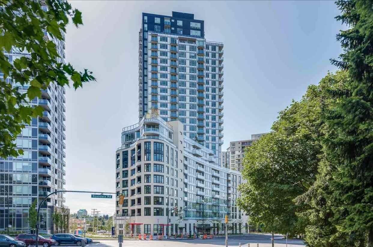 Property Photo: 5470 Ormidale Street 3301 BC V5C 0L9