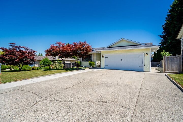 Property Photo: 2976 Willband Street BC V2S 5V7