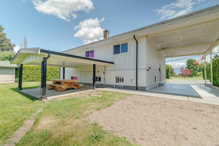 Property Photo: 7135 Sumas Prairie Road BC V2R 4K1