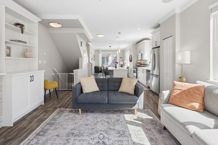 Property Photo: 3039 156 Street 32 BC V3Z 6T5