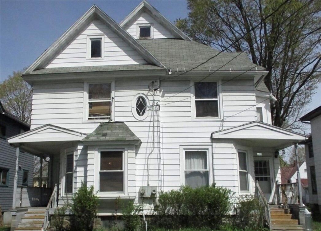 Property Photo:  606 W Gray Street  NY 14905 