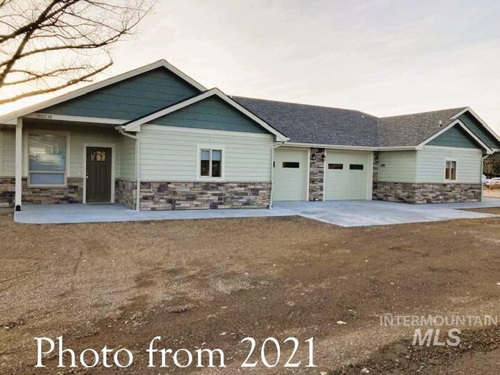Property Photo: 28623 S Benham Avenue ID 83604