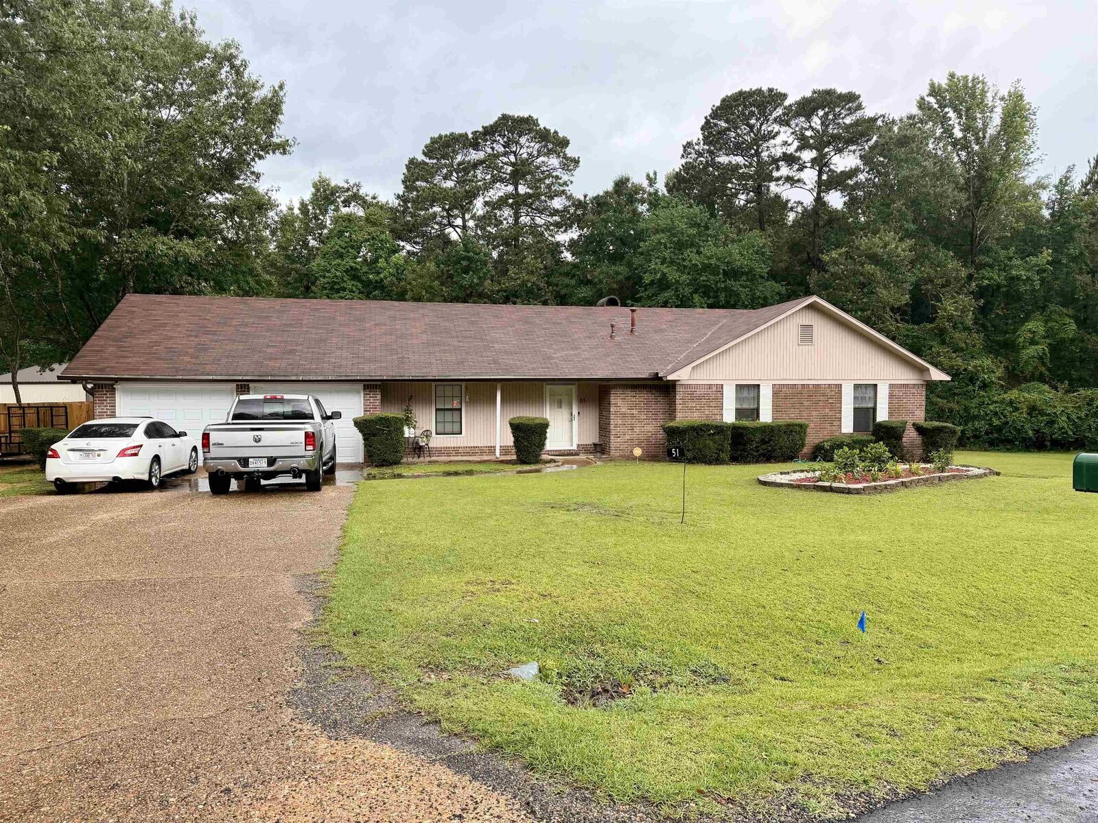 Property Photo:  51 Sassafras  AR 71753-4508 
