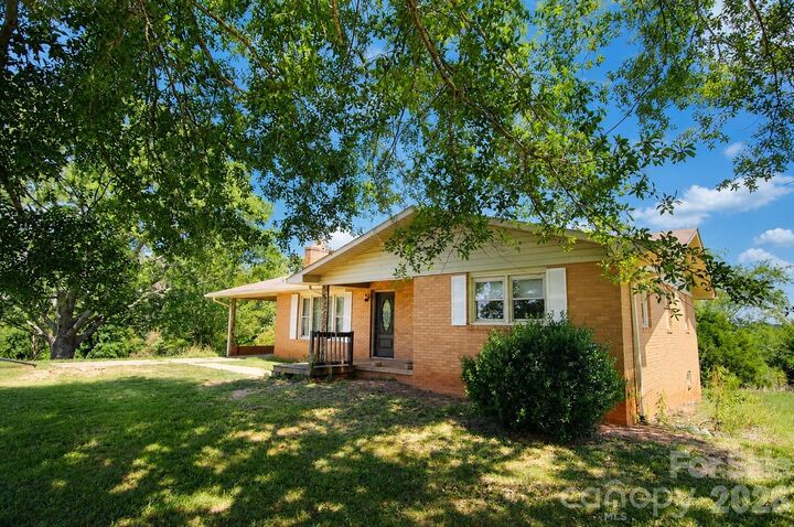 Property Photo:  360 Davenport Road  NC 28139 