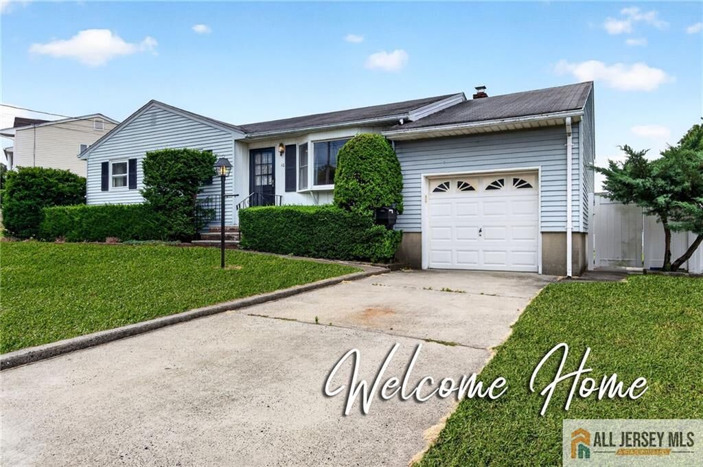 Property Photo:  10 5th Street  NJ 08882 