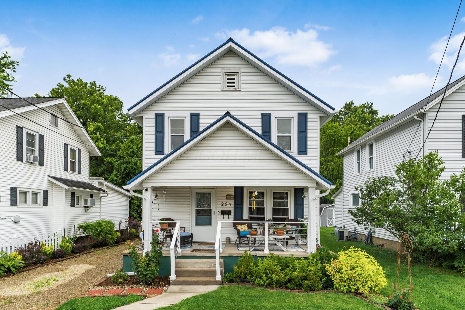 Property Photo: 226 Cambria Street OH 43055